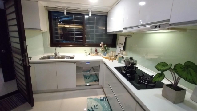 幸福大廈三房+車位