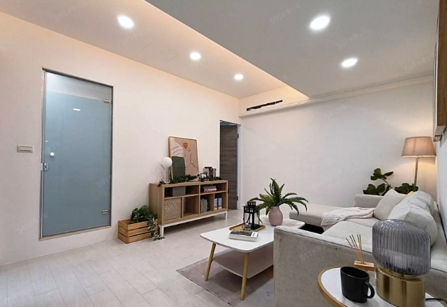 公園旁三房新裝修低總價住家