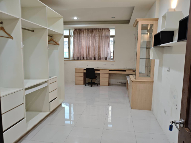 汐東SB13旁大三房廠辦住宅