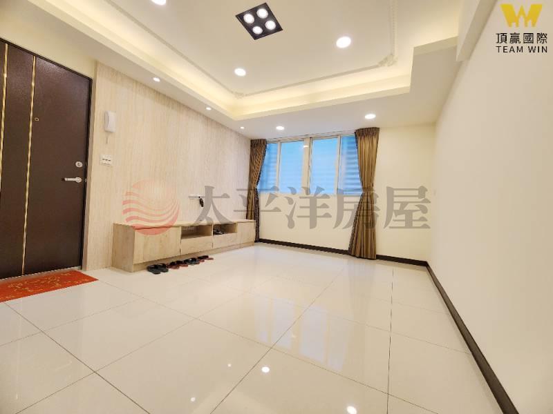 B287莒光商圈黃金二樓美妝３房