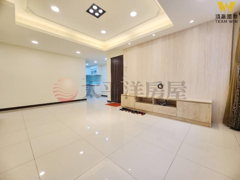 B287莒光商圈黃金二樓美妝３房