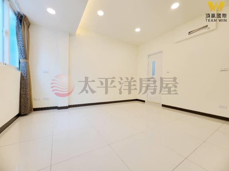 B287莒光商圈黃金二樓美妝３房