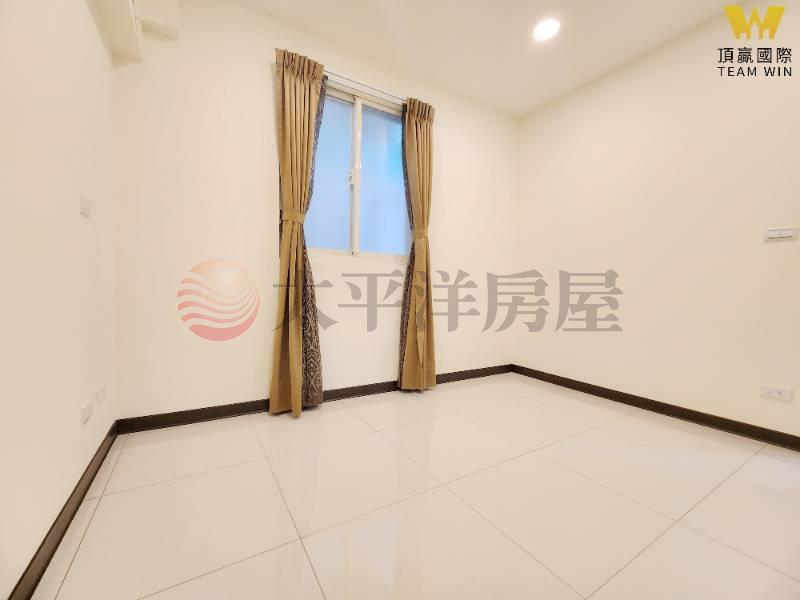 B287莒光商圈黃金二樓美妝３房