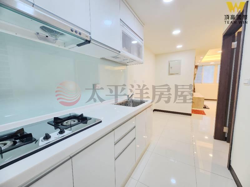 B287莒光商圈黃金二樓美妝３房