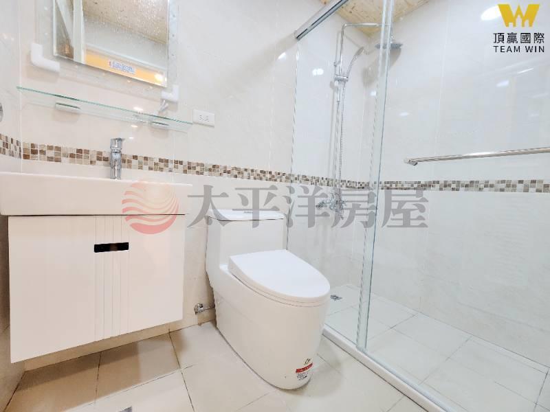 B287莒光商圈黃金二樓美妝３房