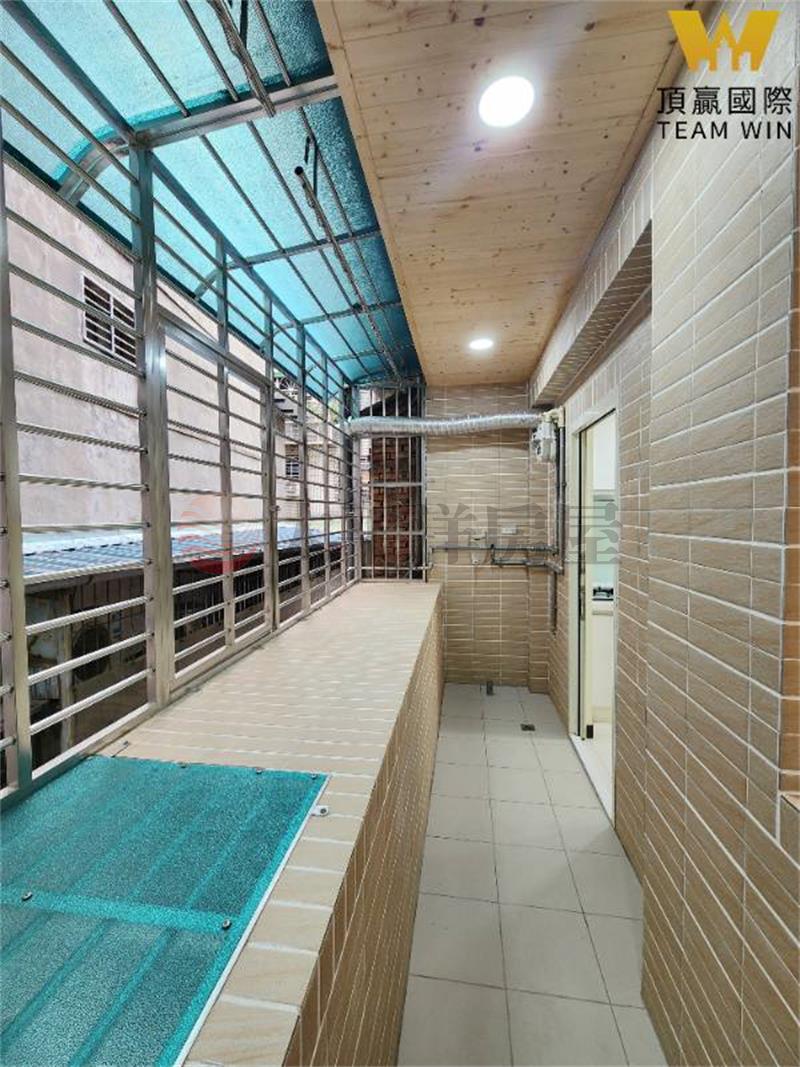 B287莒光商圈黃金二樓美妝３房